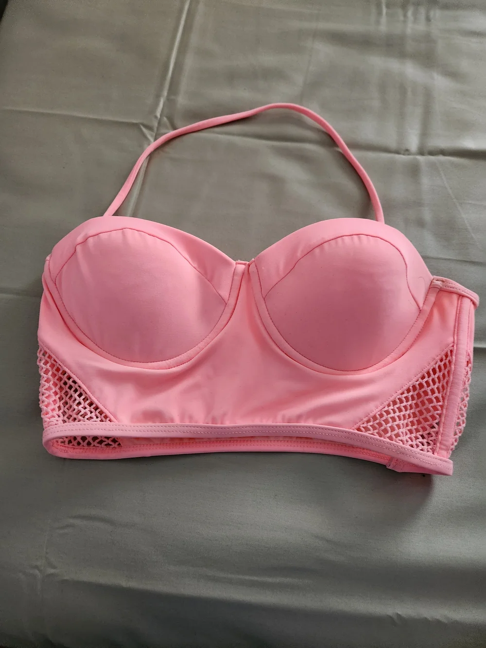 La Hearts Pink Padded Bralette with Mesh Insets - Picture 3 of 3